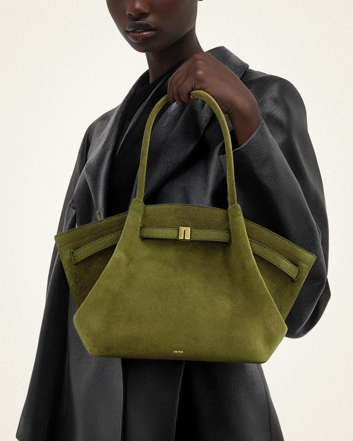 Aurora Tote – Borsa in Suede Elegante & Versatile ✨