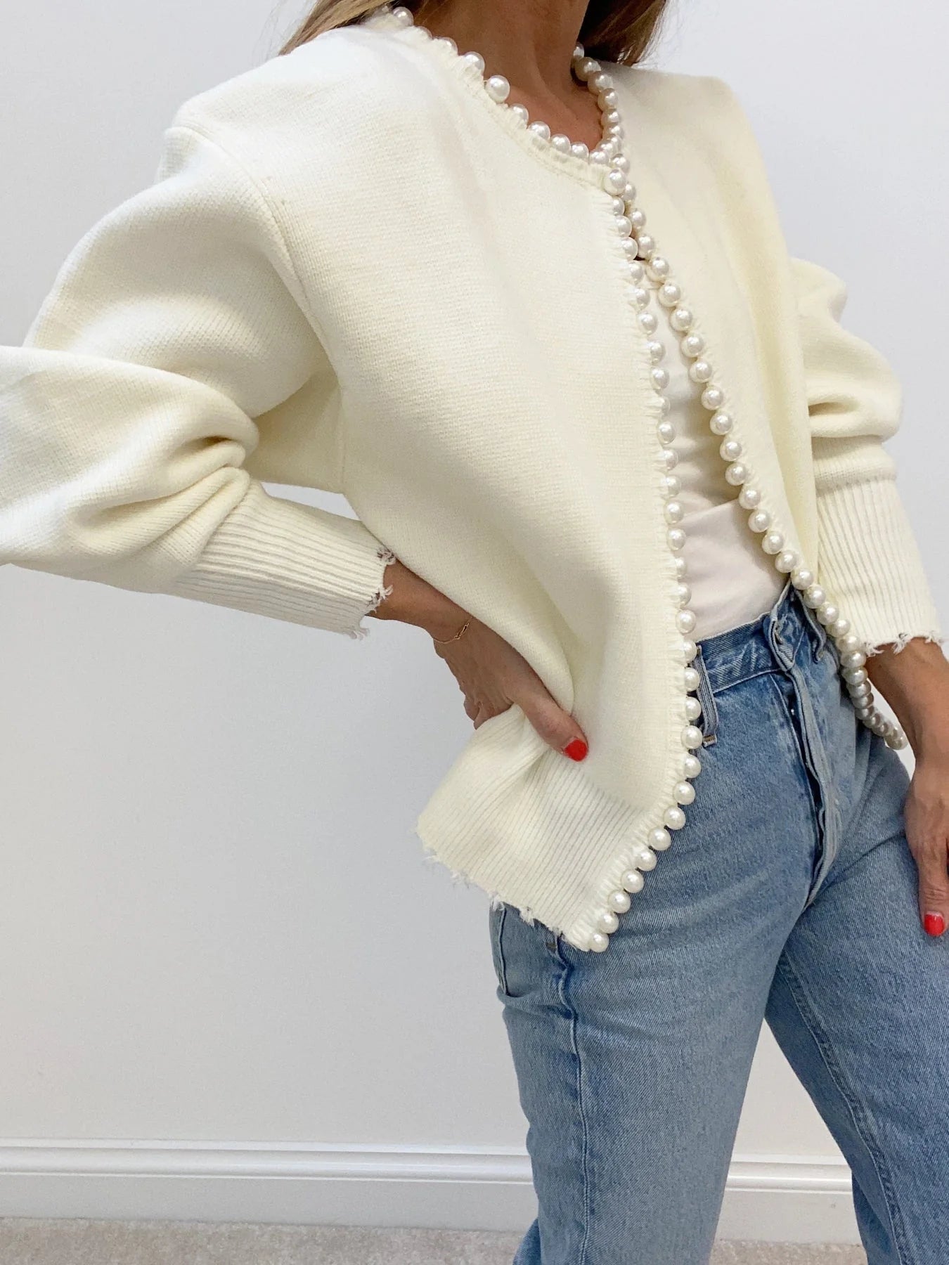Cardigan con Bordo di Perle